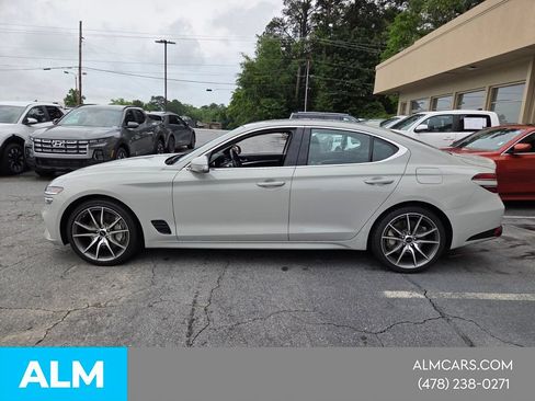 Used 2025 Genesis G70 2.5T RWD image 3