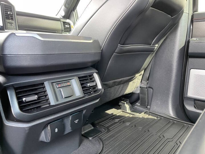 Used 2025 Ford F150 Raptor AWD/4WD image 17
