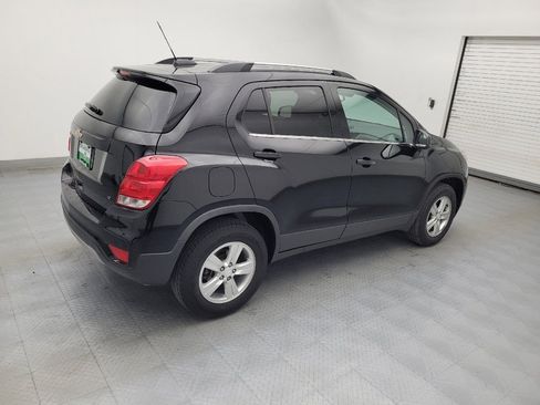 Used 2017 Chevrolet Trax LT w/ Driver Confidence Package image 10