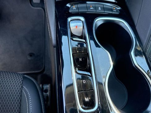 Certified 2022 Buick Envision Preferred FWD image 17