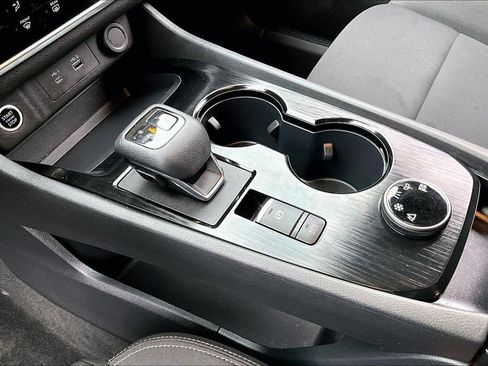 Used 2023 Nissan Rogue S image 15