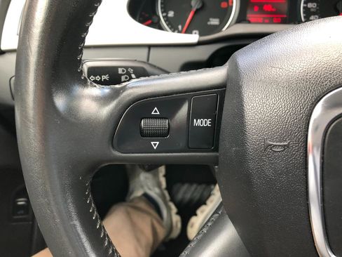 Used 2009 Audi A4 2.0T Premium image 16