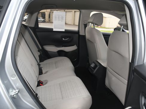 Used 2024 Honda HR-V LX image 17