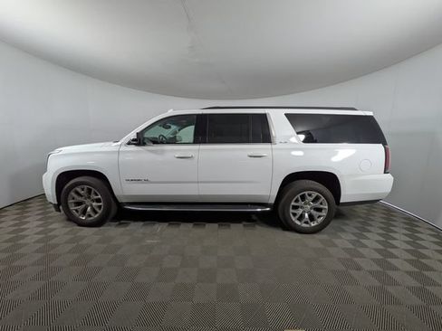 Used 2019 GMC Yukon XL SLE w/ SLE Value Package AWD/4WD image 16