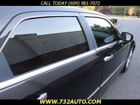 Used 2008 Chrysler 300 C w/ Protection Group II image 20