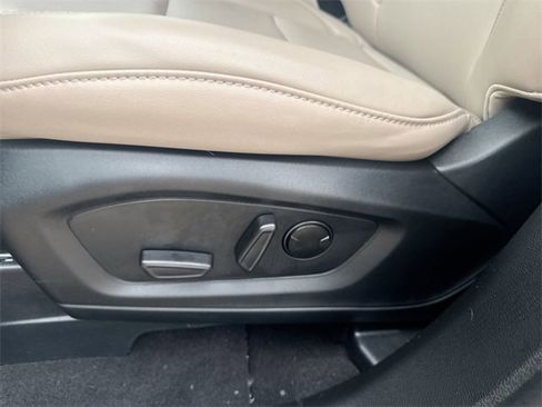 Certified 2024 Ford Explorer XLT w/ Equipment Group 202A image 18