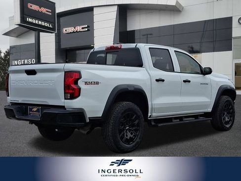 Used 2024 Chevrolet Colorado Trail Boss image 9
