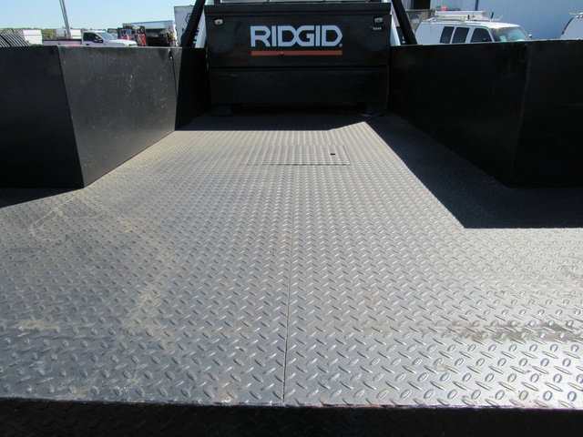Used 2018 Ford F550 2WD Regular Cab Super Duty image 21