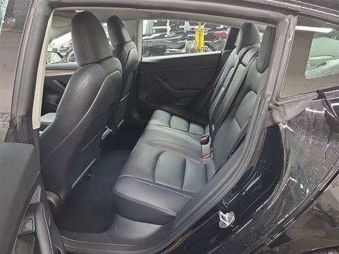 Used 2023 Tesla Model 3 Standard Range image 7