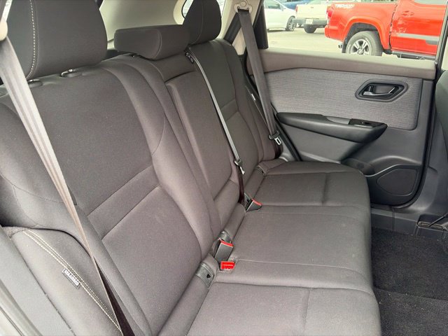 Used 2023 Nissan Rogue S FWD image 18