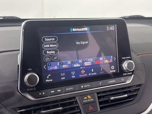 Used 2022 Nissan Altima 2.5 SR FWD image 28