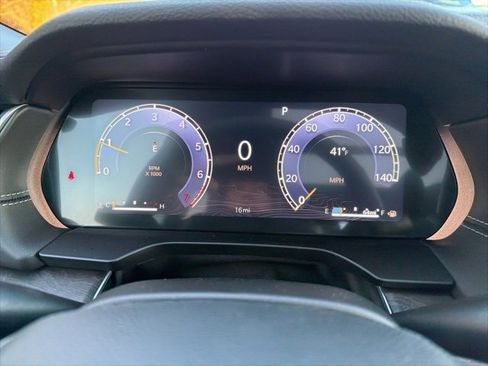 New 2025 Jeep Grand Cherokee L Limited image 16