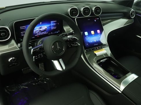 New 2026 Mercedes-Benz GLC 300 image 4