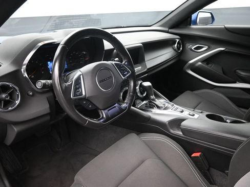 Used 2020 Chevrolet Camaro LT RWD image 18