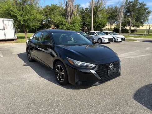 Used 2024 Nissan Sentra SV FWD image 7