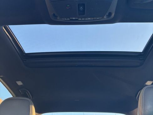 Used 2021 INFINITI Q50 Sensory image 21