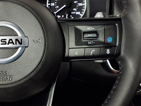 Used 2021 Nissan Rogue SV w/ Premium Package image 22