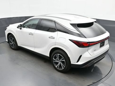 Used 2025 Lexus RX 350 Premium w/ Accessory Package AWD/4WD image 22