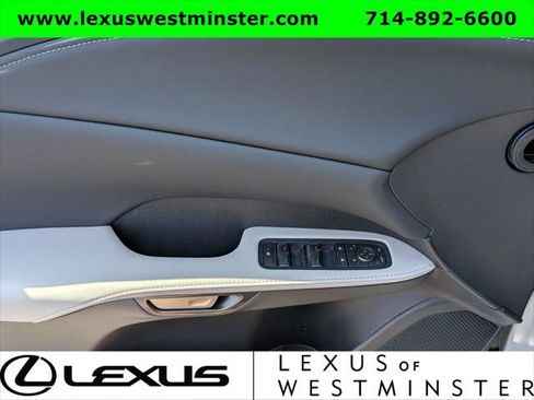 Certified 2025 Lexus RX 350h AWD/4WD image 18