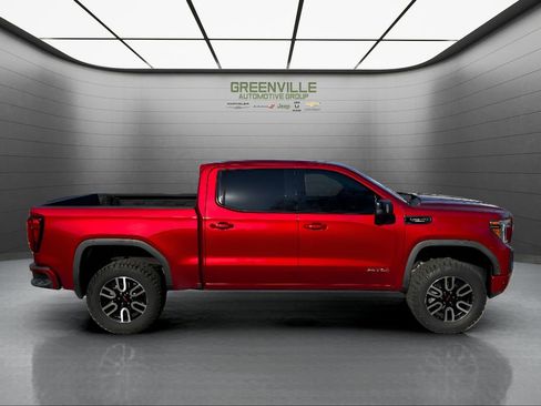 Used 2021 GMC Sierra 1500 AT4 w/ AT4 Value Package AWD/4WD image 4