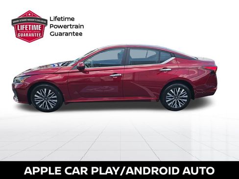 Certified 2023 Nissan Altima 2.5 SV w/ SV Premium Package AWD/4WD image 2