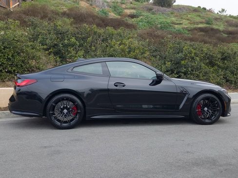 Used 2023 BMW M4 xDrive Competition w/ Executive Package image 4