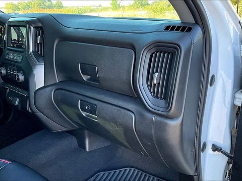 Used 2022 Chevrolet Silverado 1500 Custom image 19