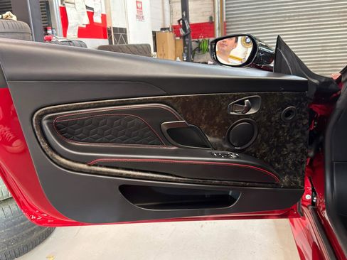 Used 2019 Aston Martin DBS Superleggera image 25