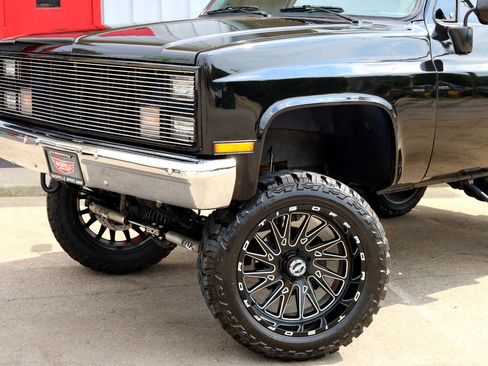 Used 1988 GMC Jimmy 4WD image 11