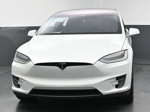 Used 2019 Tesla Model X Long Range image 6