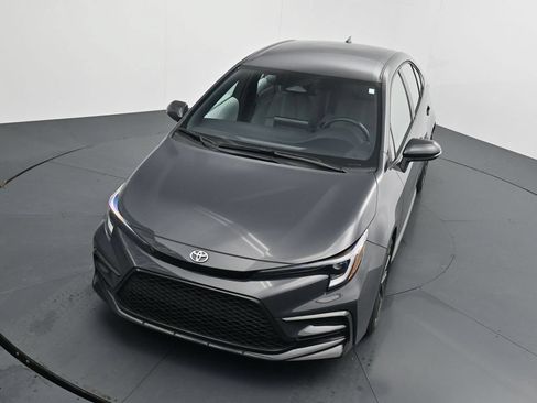 Used 2025 Toyota Corolla SE FWD image 11