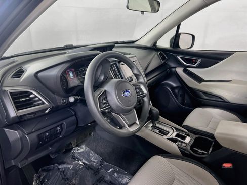 Used 2023 Subaru Forester AWD/4WD image 9