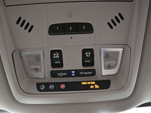 Used 2021 Buick Enclave Avenir w/ Avenir Technology Package image 38