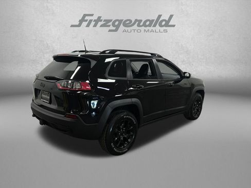 Used 2022 Jeep Cherokee Latitude w/ Sun & Sound Group AWD/4WD image 6