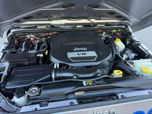 Used 2017 Jeep Wrangler Unlimited Sport w/ Quick Order Package 24S image 15