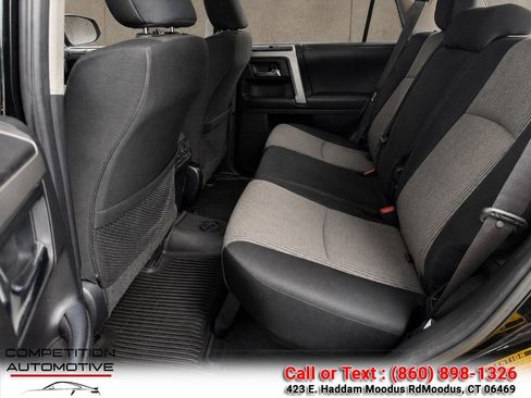 Used 2019 Toyota 4Runner SR5 AWD/4WD image 10
