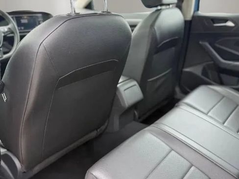 Used 2021 Volkswagen Jetta SE FWD image 17