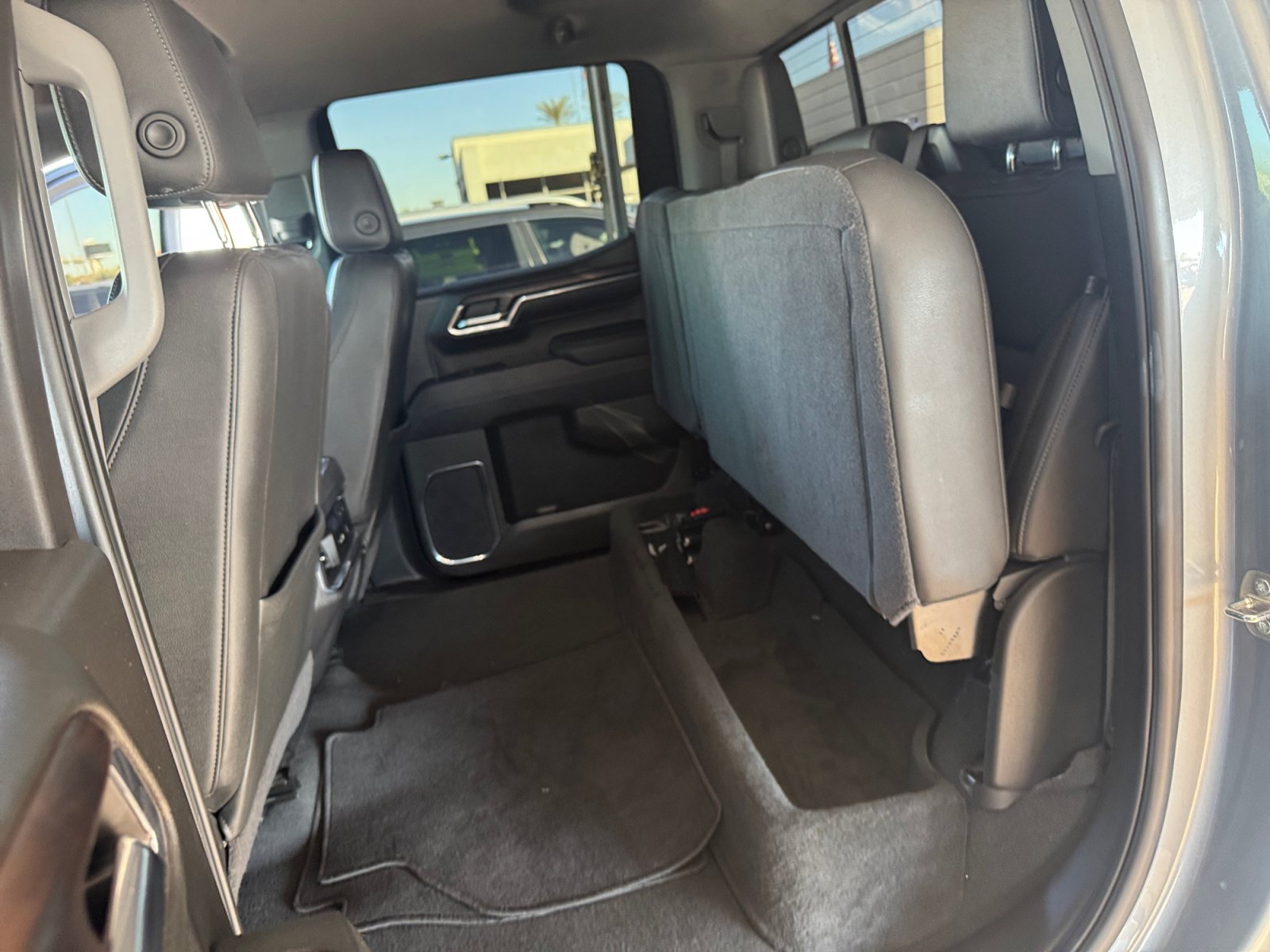 Used 2024 GMC Sierra 1500 SLT w/ SLT Premium Plus Package AWD/4WD image 25
