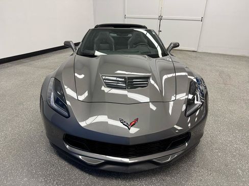 Used 2015 Chevrolet Corvette Z06 w/ 2LZ Preferred Equipment Group RWD image 2