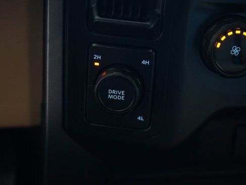 Used 2023 Ford F150 XLT image 27