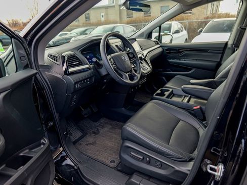 Used 2023 Honda Odyssey Touring image 21