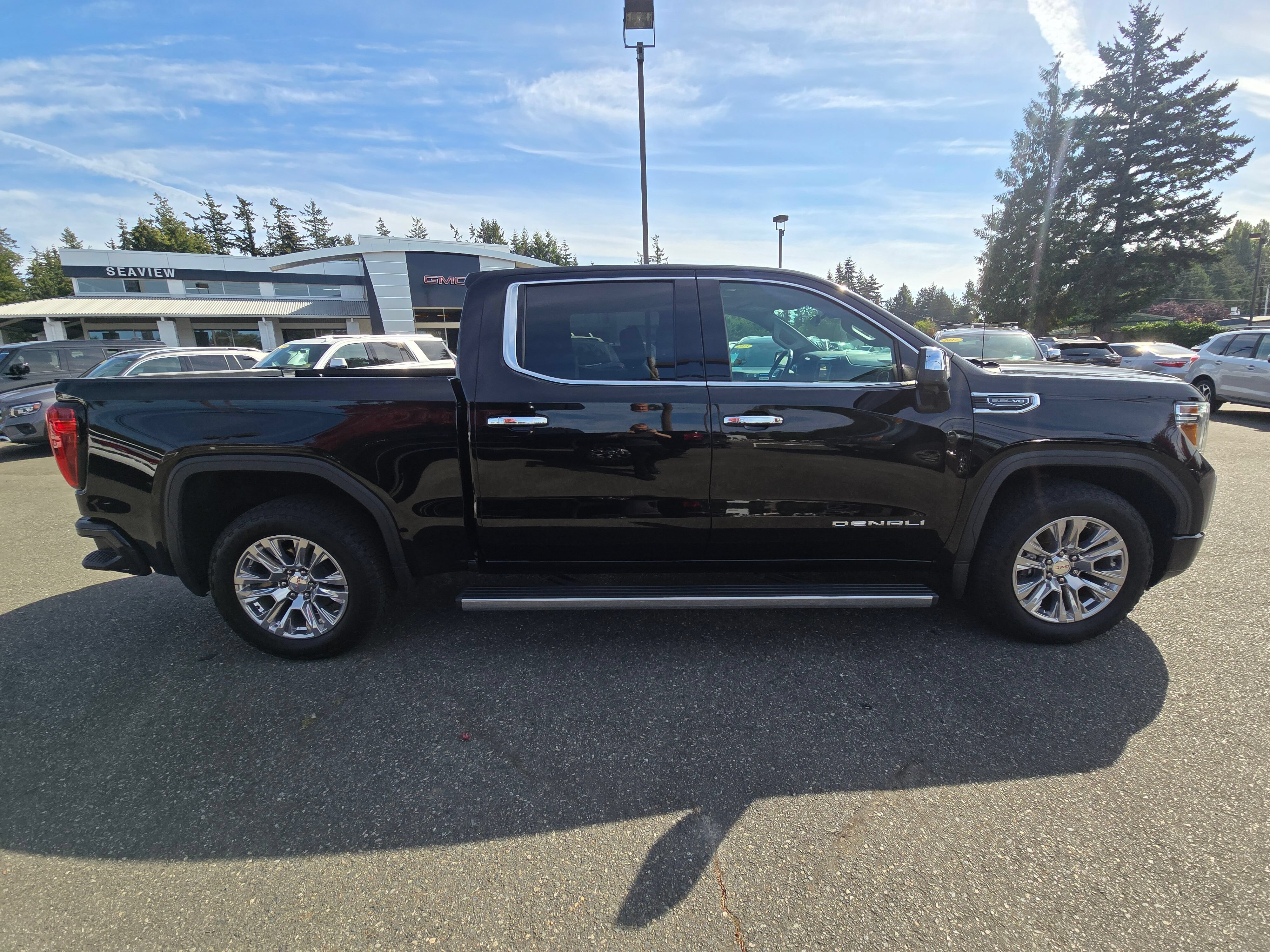 Used 2019 GMC Sierra 1500 Denali w/ Technology Package AWD/4WD image 8