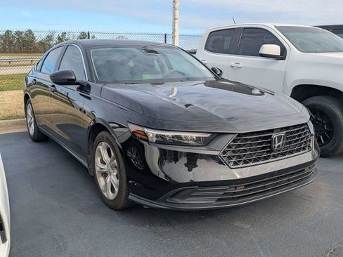 Used 2023 Honda Accord LX image 2