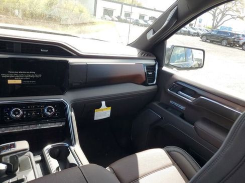 New 2026 GMC Sierra 1500 Denali w/ Denali Reserve Package AWD/4WD image 16