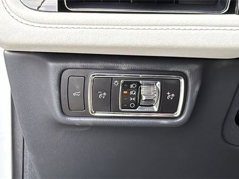 New 2026 Lincoln Aviator AWD image 27