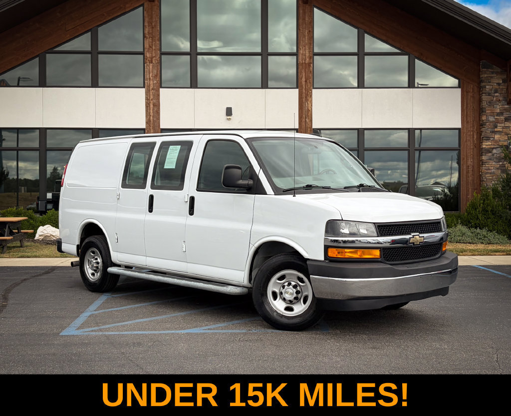Used 2019 Chevrolet Express 2500 w/ Driver Convenience Package RWD image 1