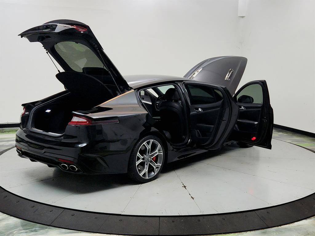 Used 2020 Kia Stinger GT RWD image 11