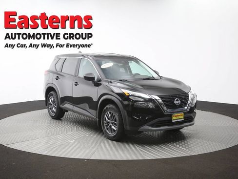 Used 2023 Nissan Rogue S AWD/4WD image 50