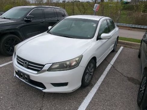 Used 2014 Honda Accord LX image 8