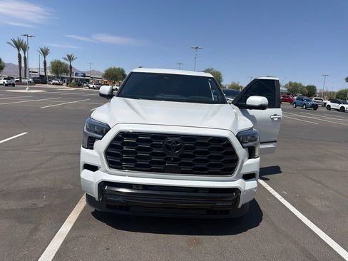 Used 2024 Toyota Sequoia Platinum AWD/4WD image 3